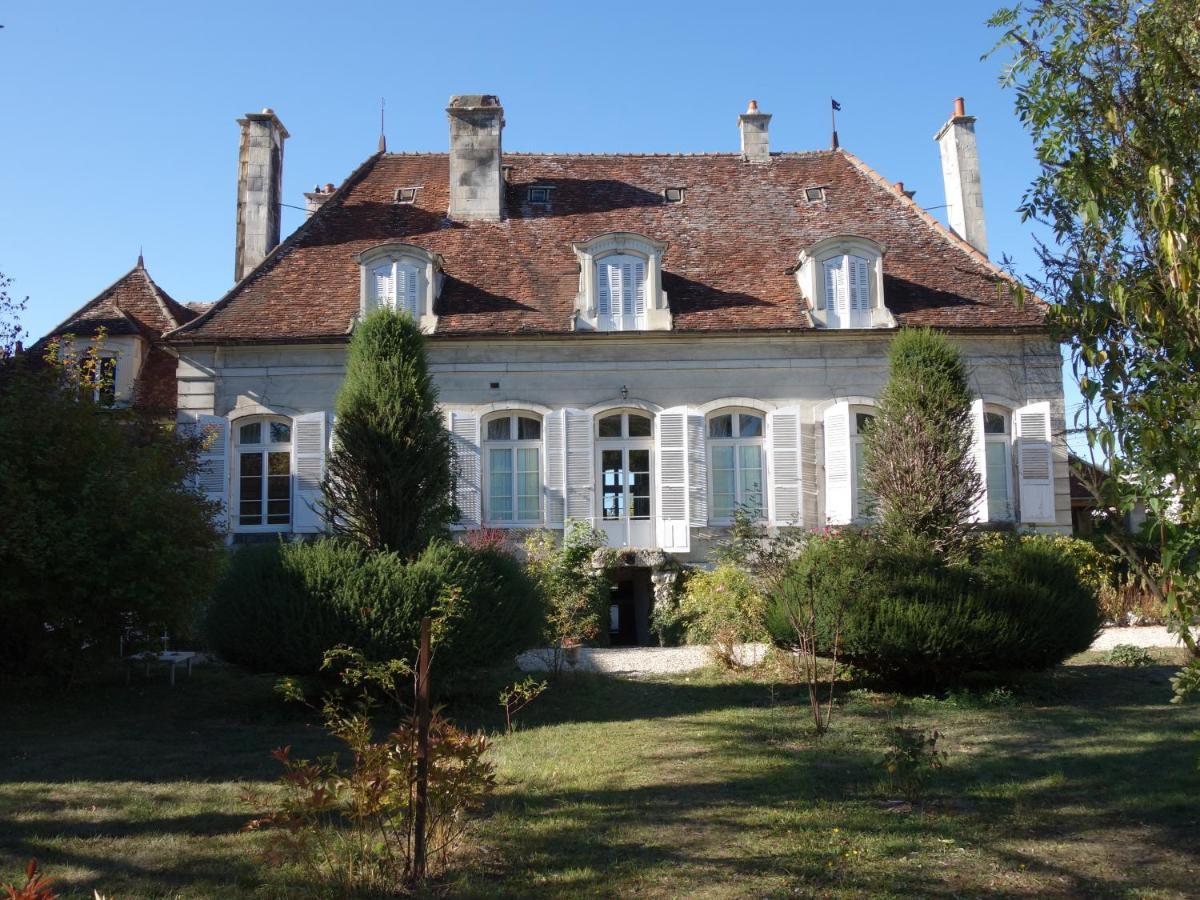 Le Chevalier D'Eon Tonnerre Exterior foto